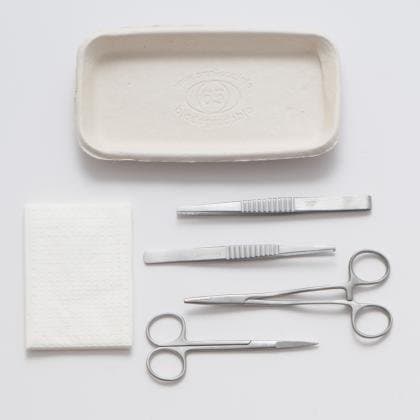 STERILE SUTURE PACK (7 item kit)
