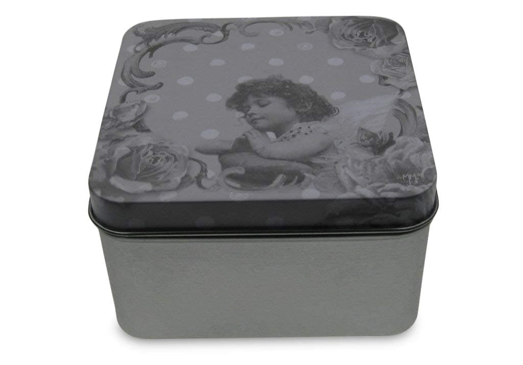 Mathilde M Gift Set. Metal Tin With 9 Soap Roses in Rose Perfume.