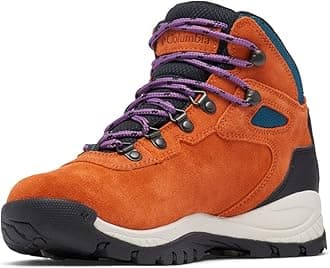 Columbia Women's Newton Ridge Plus Waterproof Amped Hiking Boot, Cedar, Nightwave, 6.5