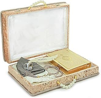ihvan online Muslim Prayer Rug Set, Islamic Dowry Gift Box for Men & Women, Shawl, Kufi Hat, Digital Beads Counter, Quran Gift, Elegant Islamic Gifts Set for Ramadan & Eid & Wedding, Gold