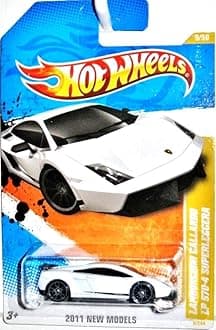 LAMBOURGHINI Gallardo LP 570-4 SUPERLEGGERA in White 2012 New Models 1:64 Scale Collectible Die Cast Car #009
