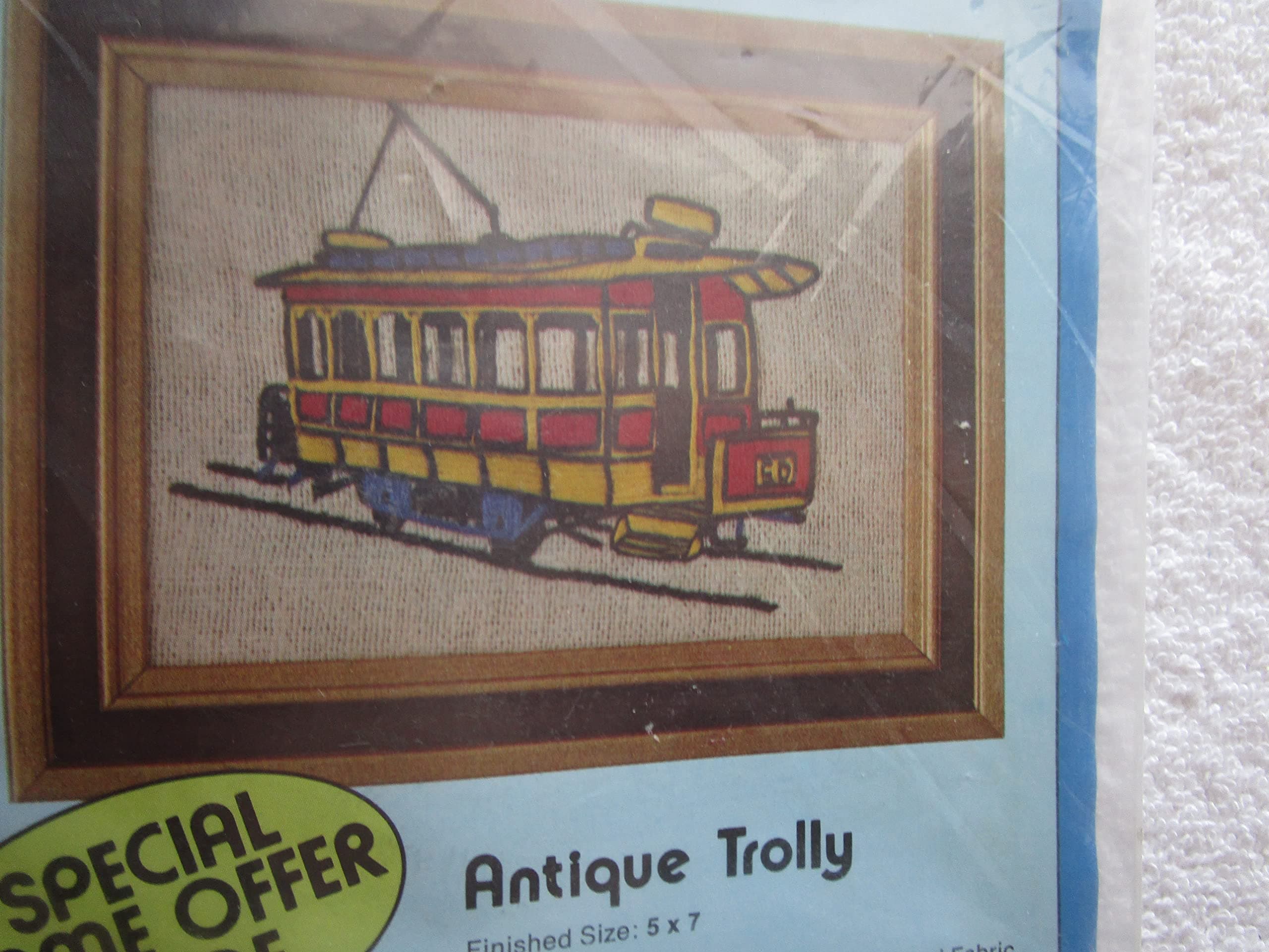 Mini-Quicks Stitchery Antique Trolly