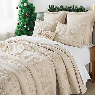 WDCOZY Christmas King Size Quilt Bedding Sets with Pillow Shams, Beige Lightweight Soft Bedspread Coverlet, Quilted Blanket Thin Comforter Bed Cover, All Season, 3 Pieces, 104x90 inches